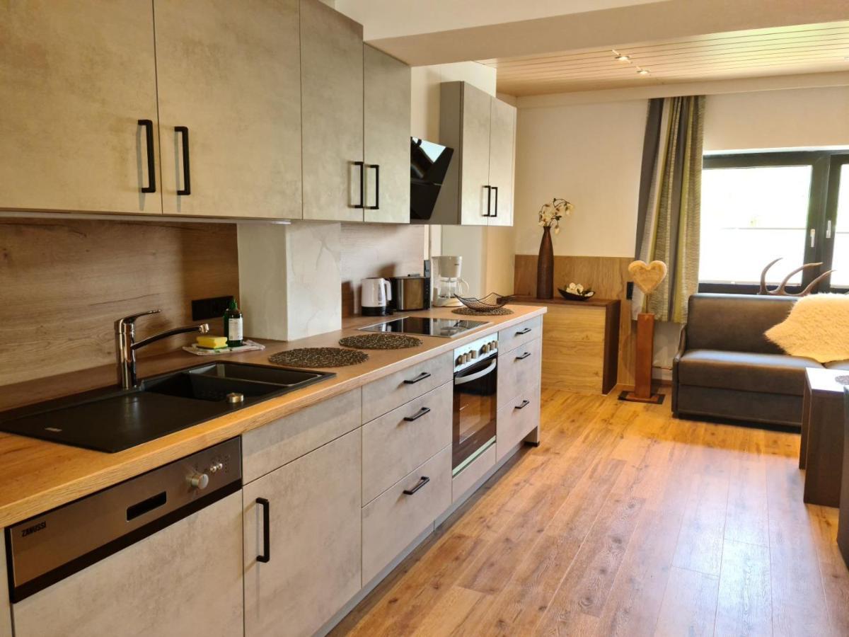 Haus Haberstock Apartment รีซแลร์น ภายนอก รูปภาพ