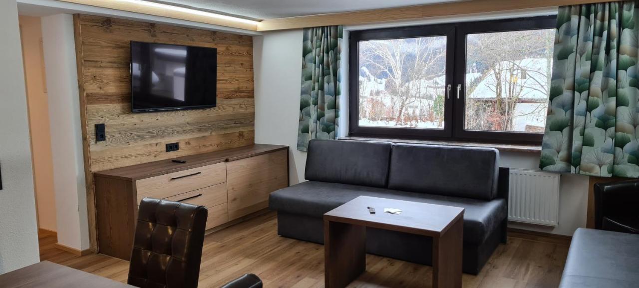 Haus Haberstock Apartment รีซแลร์น ภายนอก รูปภาพ